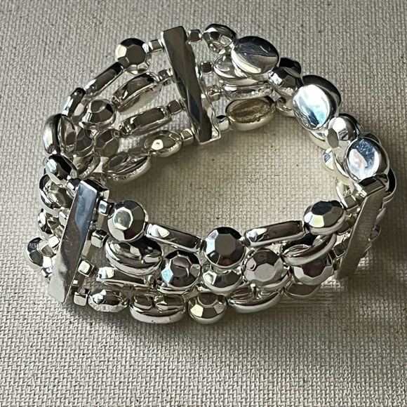 Avon Multirow Beaded Stretch Bracelet – Silvertone - Picture 2 of 5